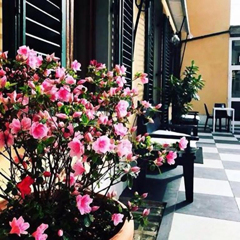 Hotel Butterfly Montecatini Terme Exterior foto
