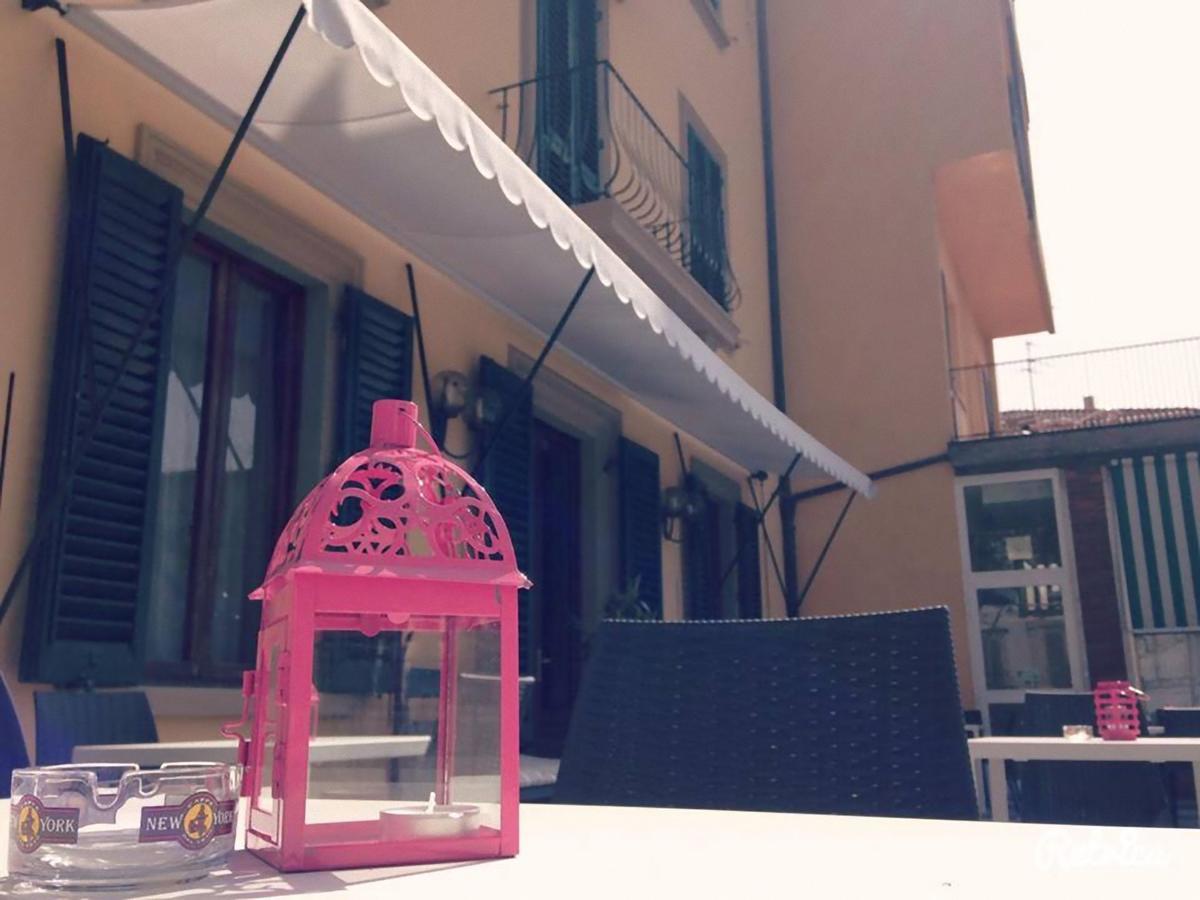 Hotel Butterfly Montecatini Terme Exterior foto