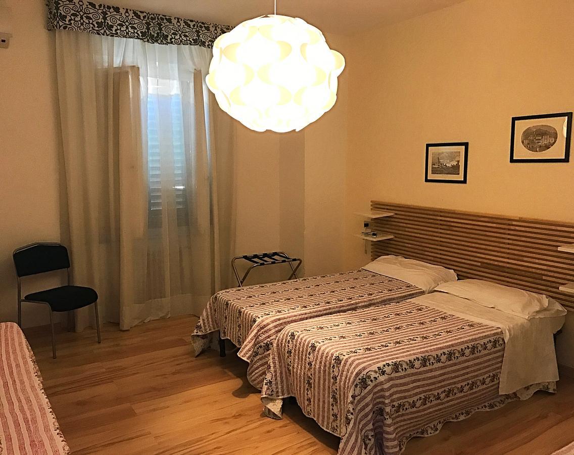 Hotel Butterfly Montecatini Terme Exterior foto